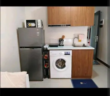 Be Housed Aparthotel